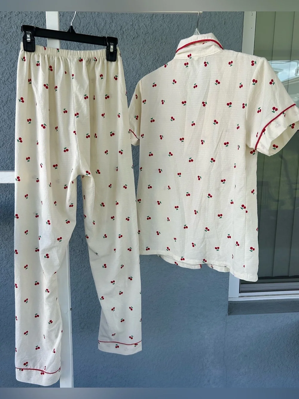 Women’s Cherry Print Pajama Set Textured Button Front Lounge Sleepwear Size Sm